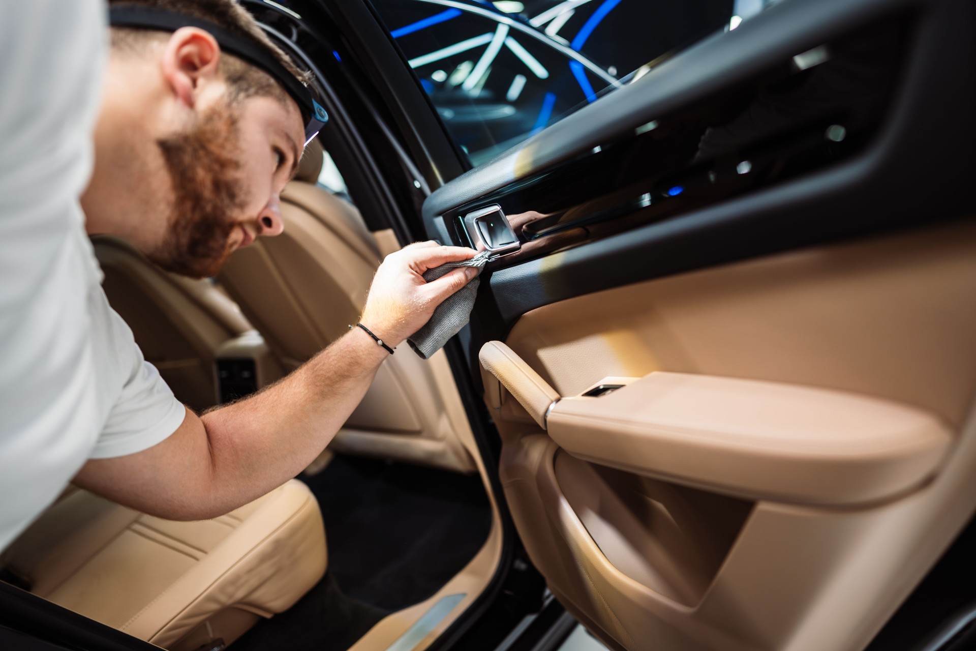Car polishing and detailing